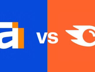 Comparación visual entre Ahrefs y SEMrush, dos herramientas SEO líderes para análisis de palabras clave, backlinks y marketing digital.